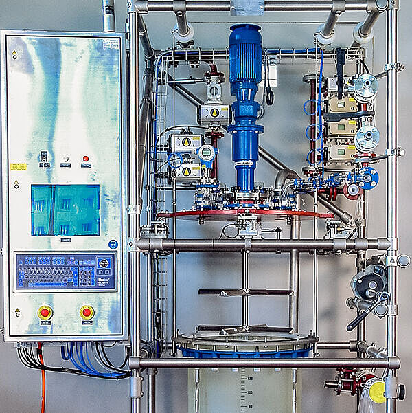 Fully automated 100 liter peptide synthesizer with load cells, feeding batteries and all options Fully automated 100 liter peptide synthesizer with load cells, feeding batteries and all options