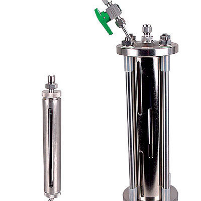 buretas para adición de líquido a reactor presurizado