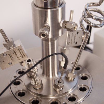 novoclave high pressure reactor – cooling in and outlet 
