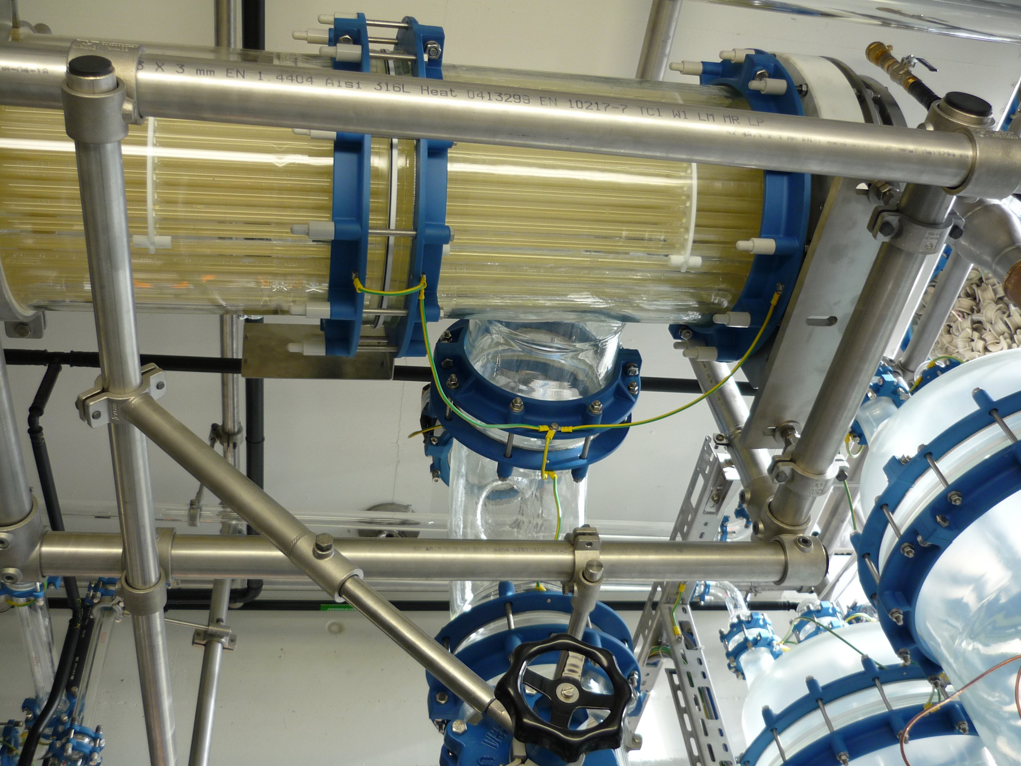 Intercambiador de calor DN400 con carcasa y tubos de vidrio borosilicato 